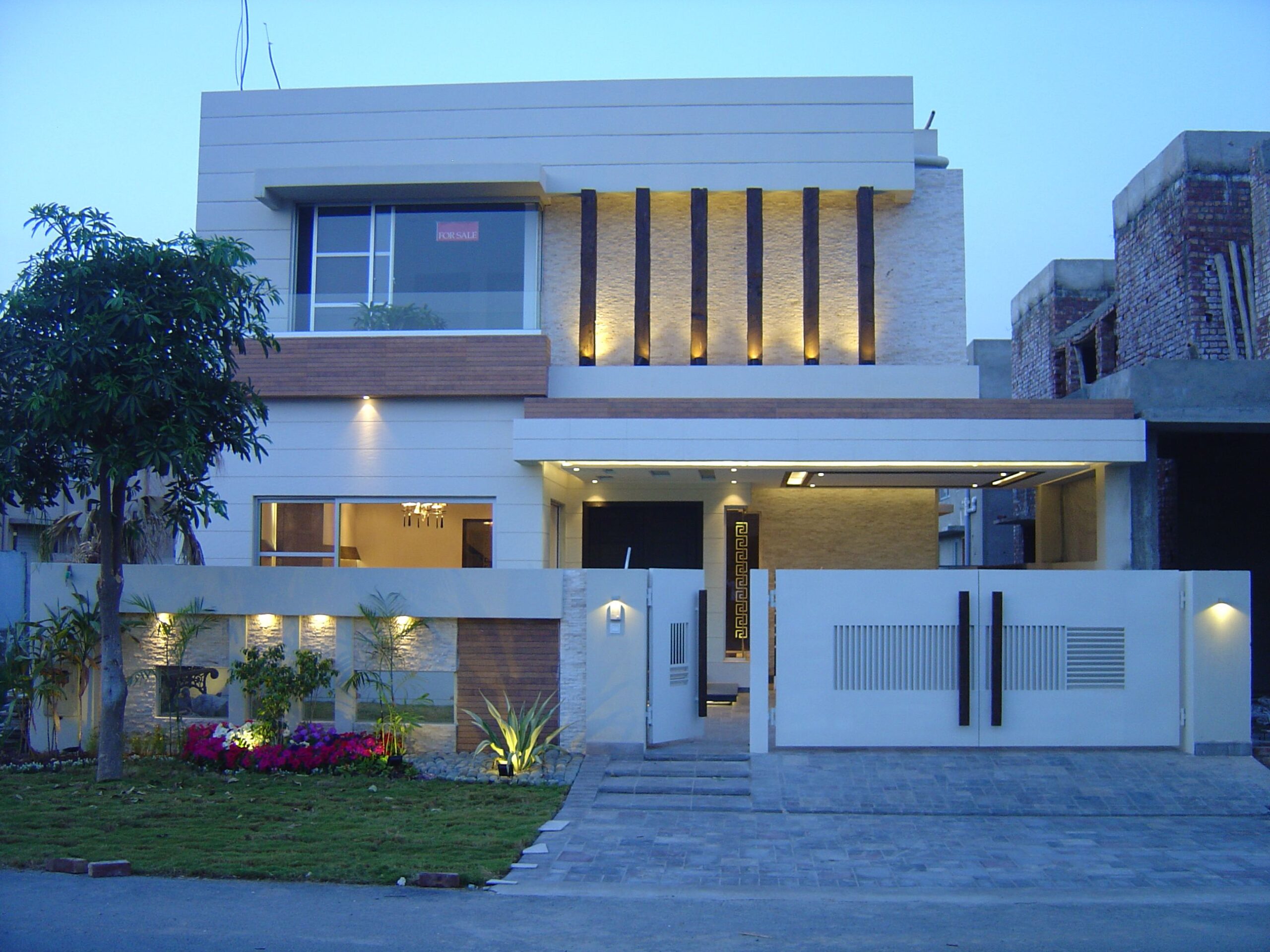 best construction companies in lahore